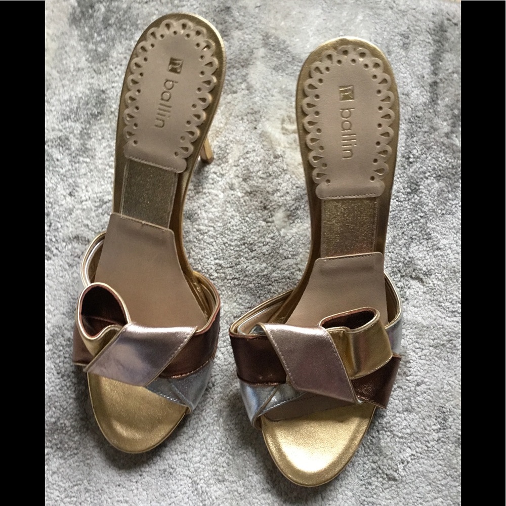 Brand New Italian  tri-color leather  mules